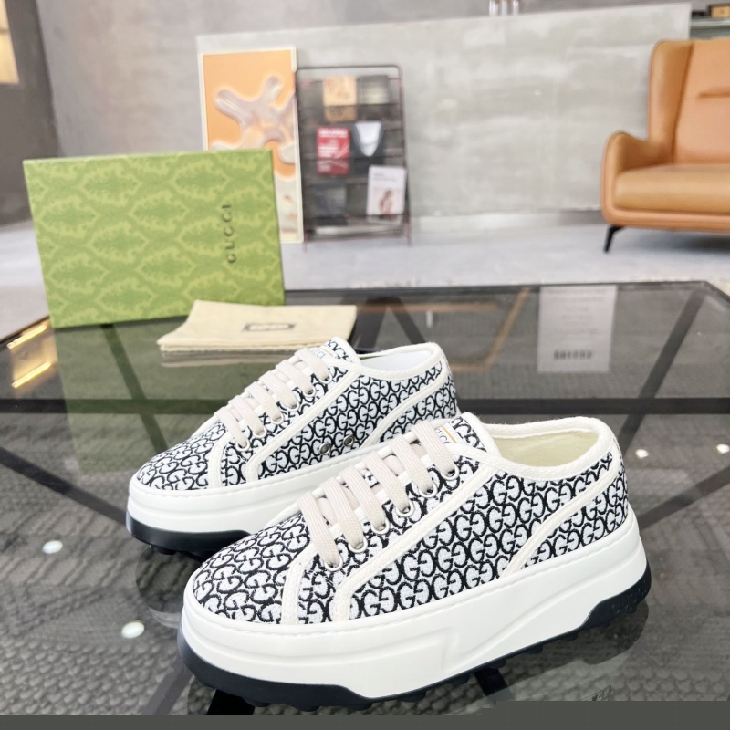 G*u*i casual shoes